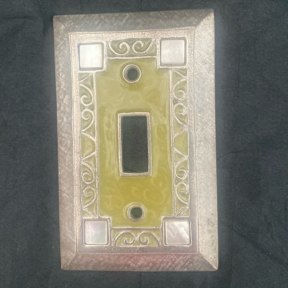 💡 Switch cover plate